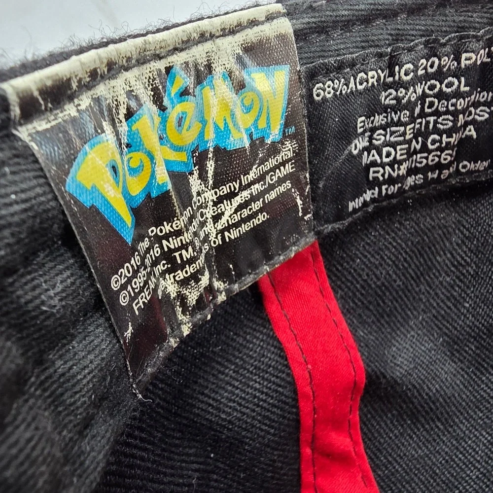 Pokemon Snapback Hat Black Multi Character Print Pokeball Patch‎ Cap